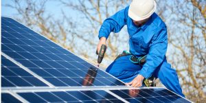 Installation Maintenance Panneaux Solaires Photovoltaïques à Saint-Jean-de-Linieres